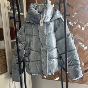 GAP Women's Metallic Ice Blue Cropped Puffer Jacket
